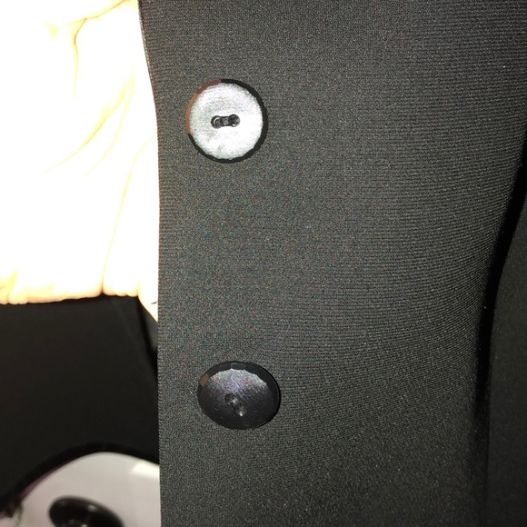 Blazer - Picture 5 of 5